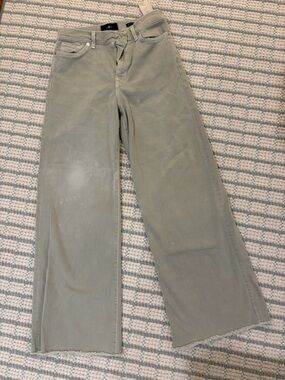 7 For All Mankind Lotta Cropped Jeans in “Left Hand Palm”